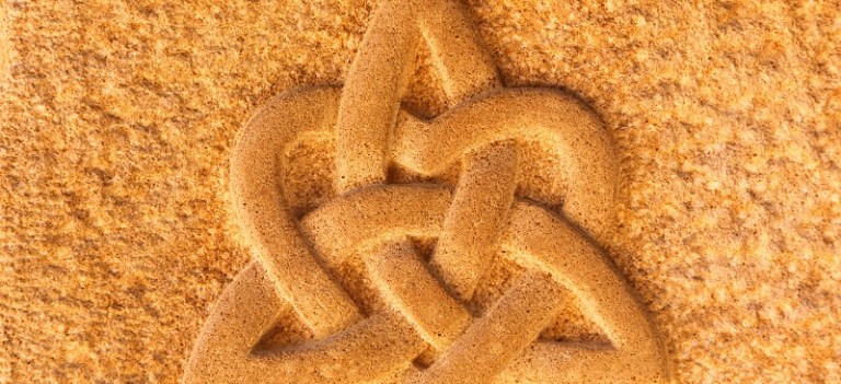 12 Important Celtic Symbols and Meanings – irish culture and traditions